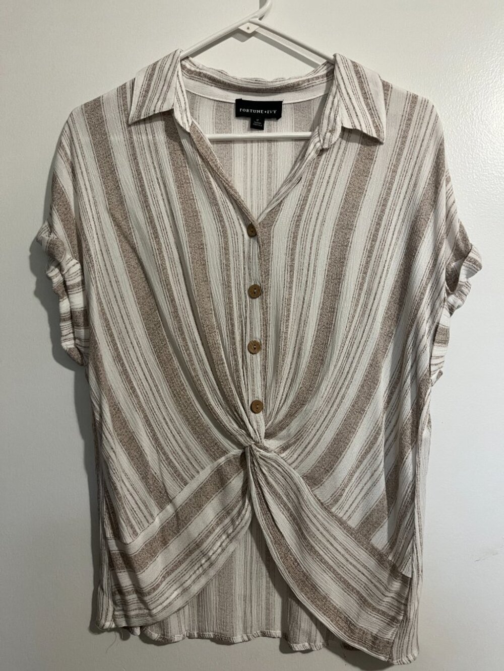 Fortune + Ivy Neutral Striped Front Twist Button Up Blouse Size Medium